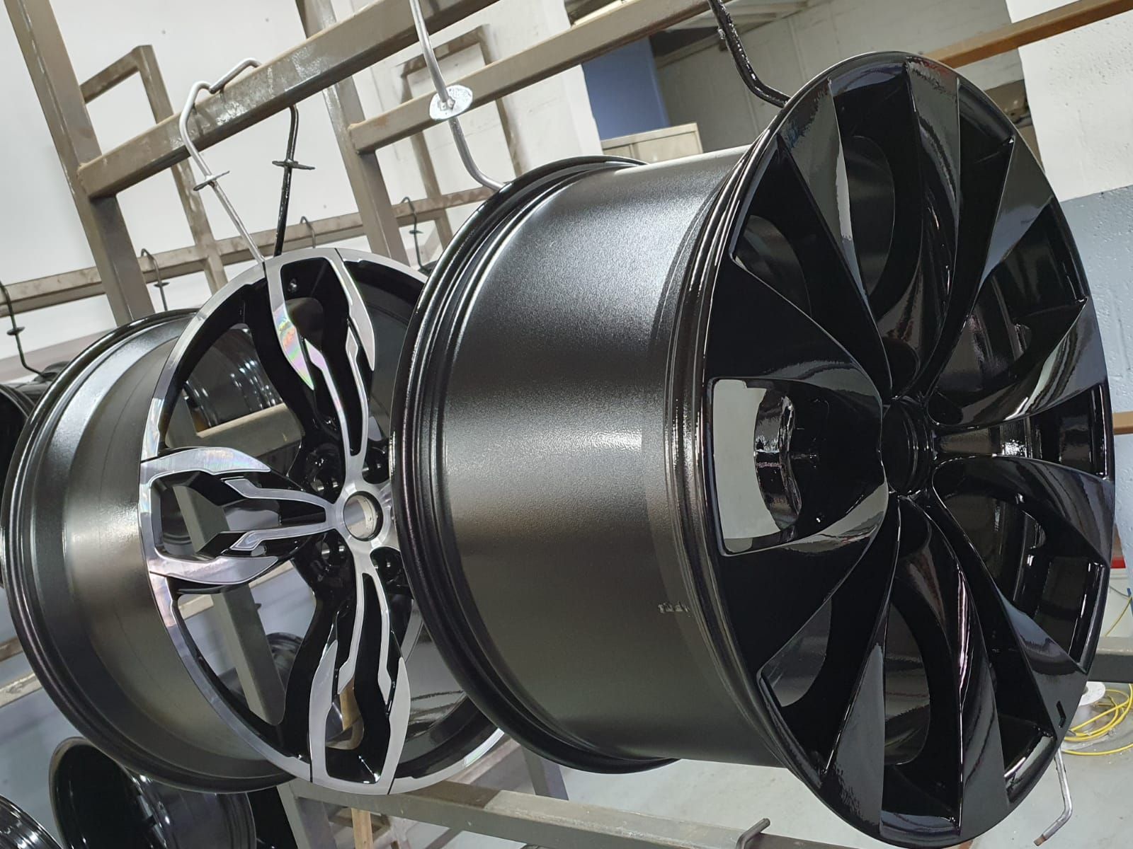 Motor Trade — Perfect Rims